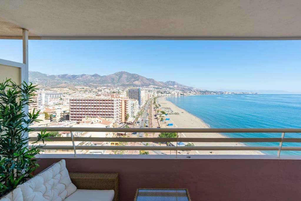 Fuengirola The Boat Apartment Exterior photo