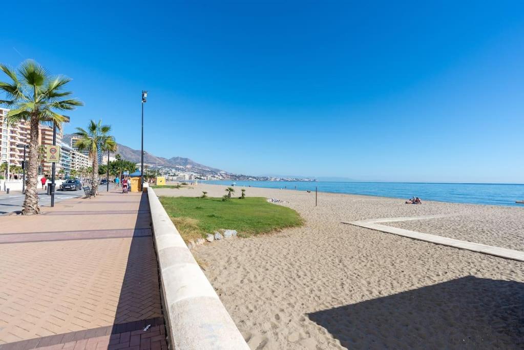Fuengirola The Boat Apartment Exterior photo