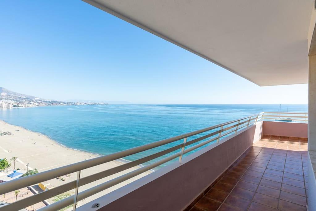 Fuengirola The Boat Apartment Exterior photo